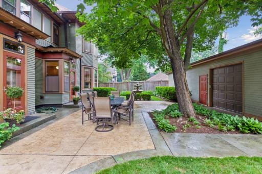 818 Goodrich Avenue, Saint Paul, MN 55105