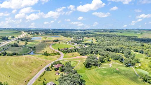 102 Savannah Heights Boulevard, Lynd, MN 56157