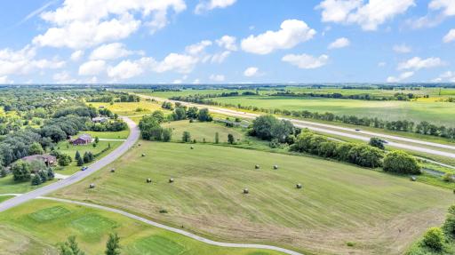102 Savannah Heights Boulevard, Lynd, MN 56157