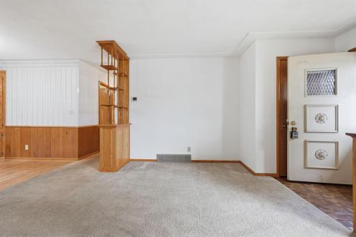 4002 7th Avenue, Anoka, MN 55303