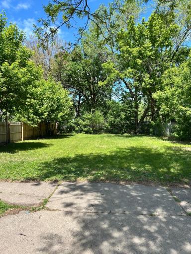 422 33rd Avenue N, Minneapolis, MN 55412