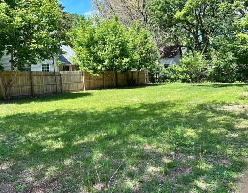 422 33rd Avenue N, Minneapolis, MN 55412