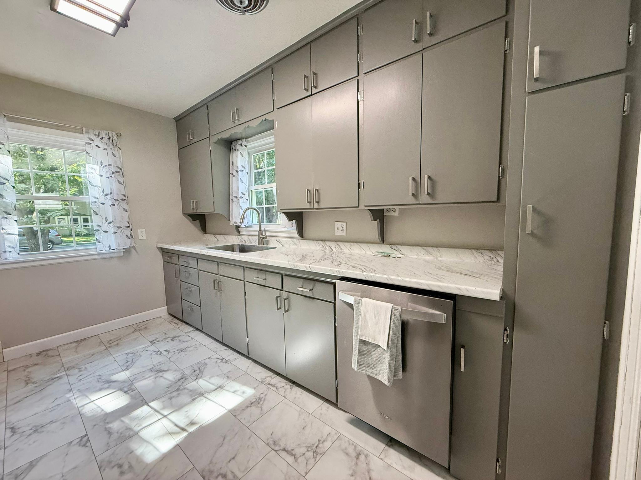 Kitchen new countertops