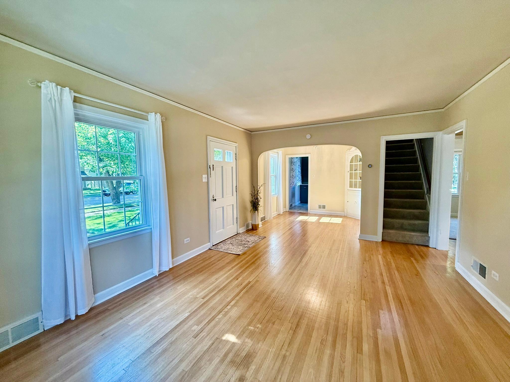 Living room to dining room