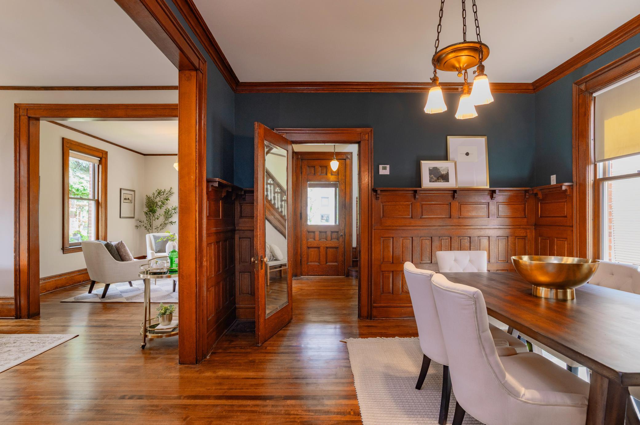 There is great flow on the main floor.