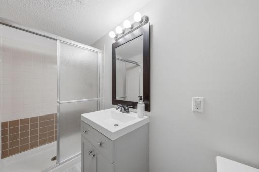 Lower 3/4 Bath