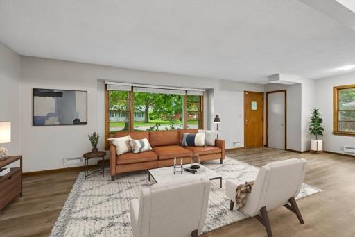 7520 Thomas Avenue South - Spacecrafting - 0009 (VS).jpg