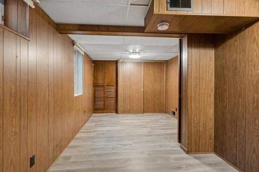 7520 Thomas Avenue South - Spacecrafting - 0029.jpg