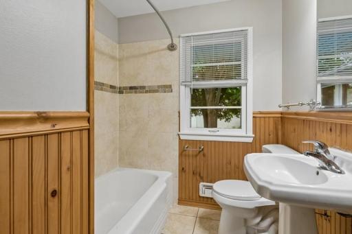 7520 Thomas Avenue South - Spacecrafting - 0024.jpg