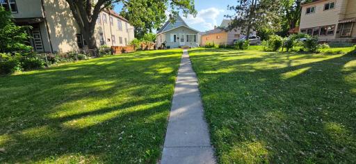 1025 43rd Avenue N, Minneapolis, MN 55412