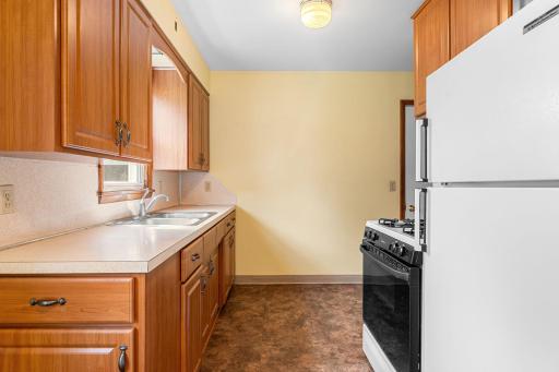 227 5th Avenue NE, Faribault, MN 55021
