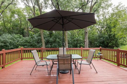 1515 Woodhill Road, Burnsville, MN 55337