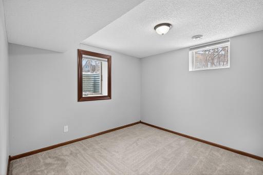 1515 Woodhill Road, Burnsville, MN 55337