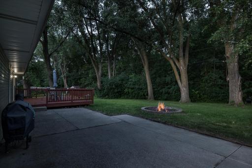 1515 Woodhill Road, Burnsville, MN 55337
