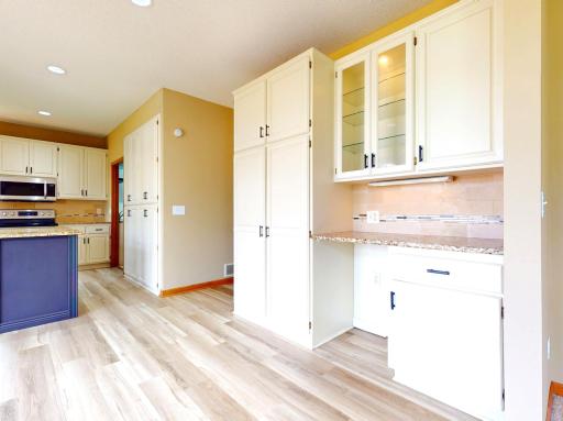 8658 Upland Lane N, Maple Grove, MN 55311