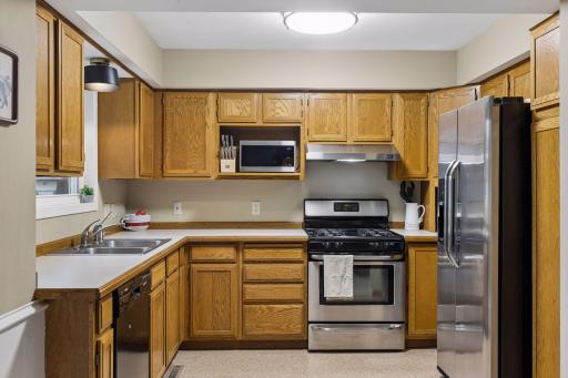 7616 113 1/2 Avenue N, Champlin, MN 55316