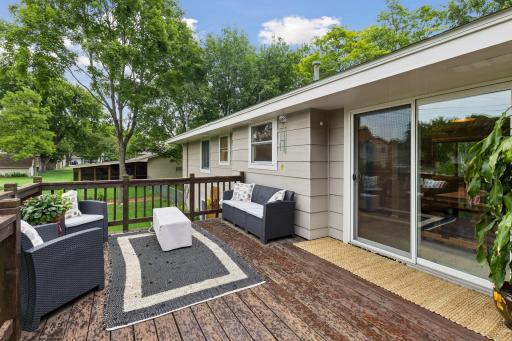 Nice sized deck right off the dining room