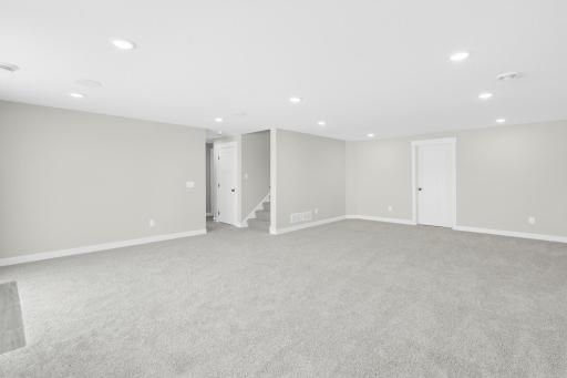 13702 Arrowhead Way, Rosemount, MN 55068