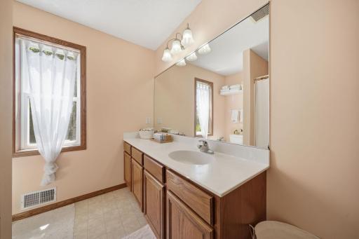 518 Nevada Court, Northfield, MN 55057