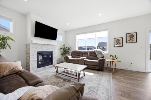 8850 Meadowlark Parkway, Horace, ND 58047