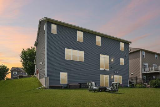 4647 Copper Ridge Drive, Woodbury, MN 55129