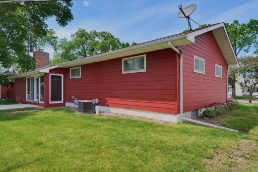 821 Ash Avenue, Bird Island, MN 55310