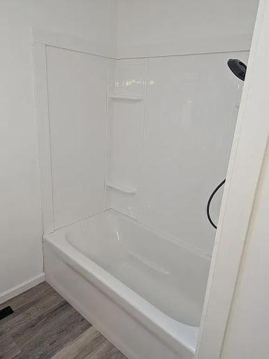 Bath tub.jpeg
