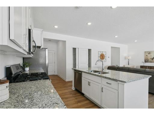 13903 Oakwood Drive, Baxter, MN 56425