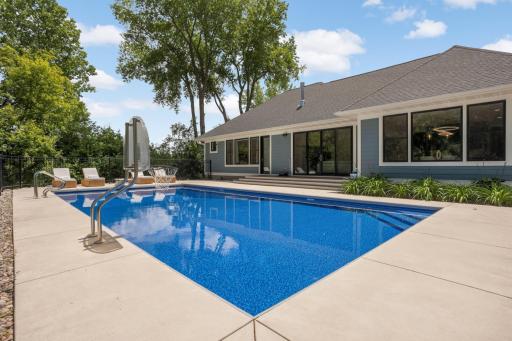 141 Mendota Road W, Saint Paul, MN 55118
