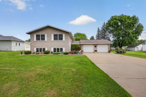 811 Broadway Avenue, Wabasha, MN 55981
