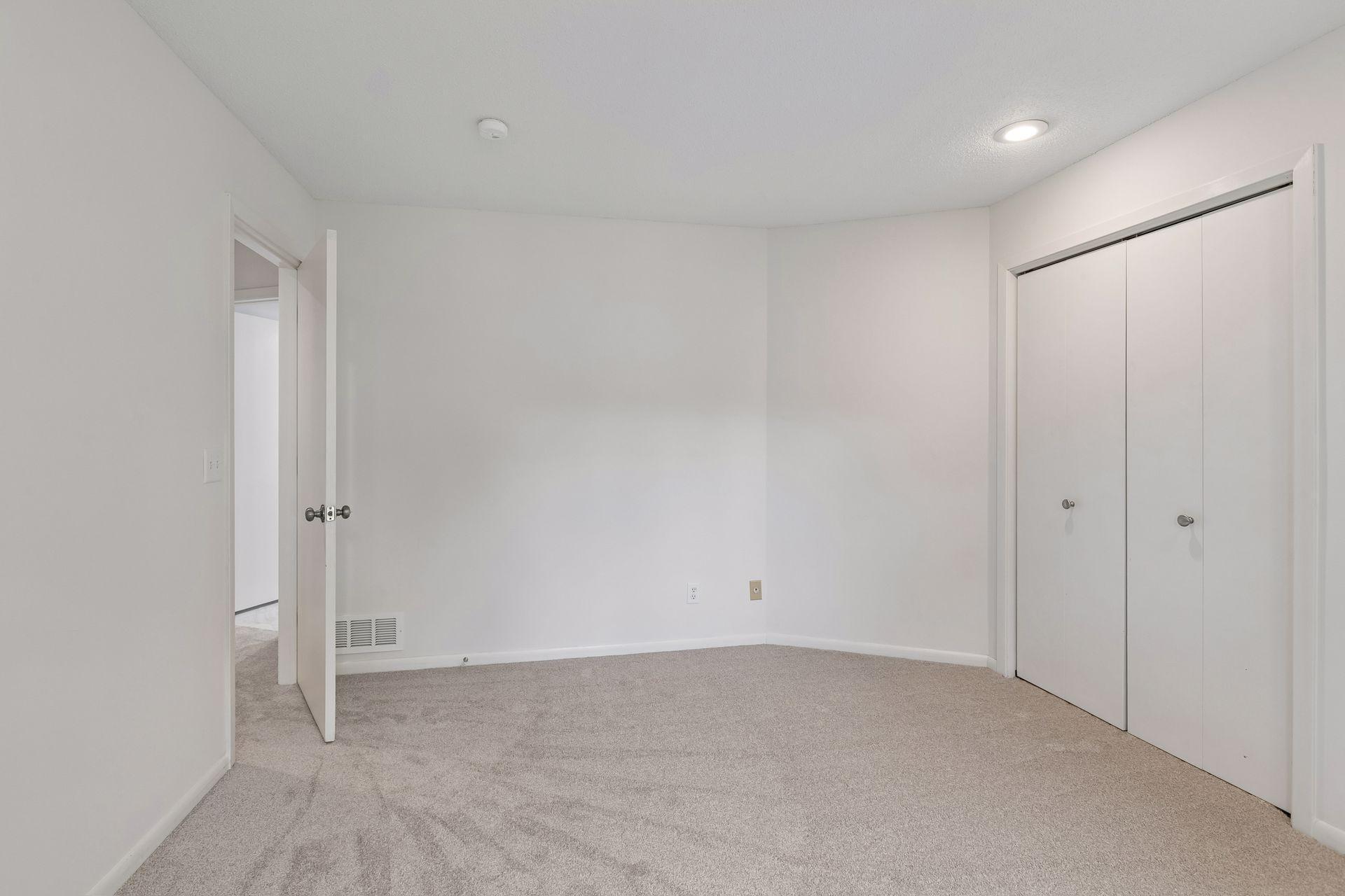 New carpet throughout!