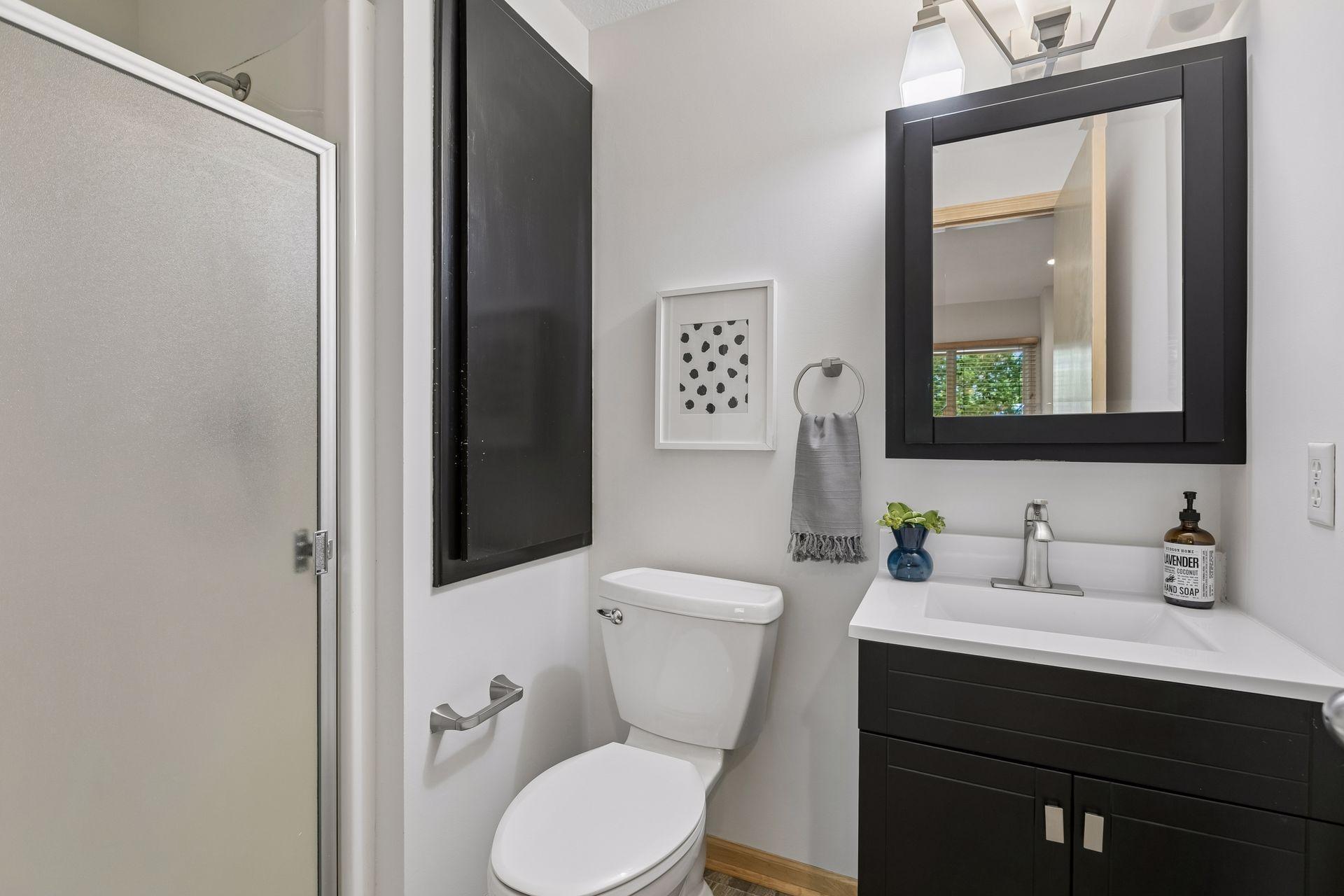 3/4 bath situated next to 5th bedroom.