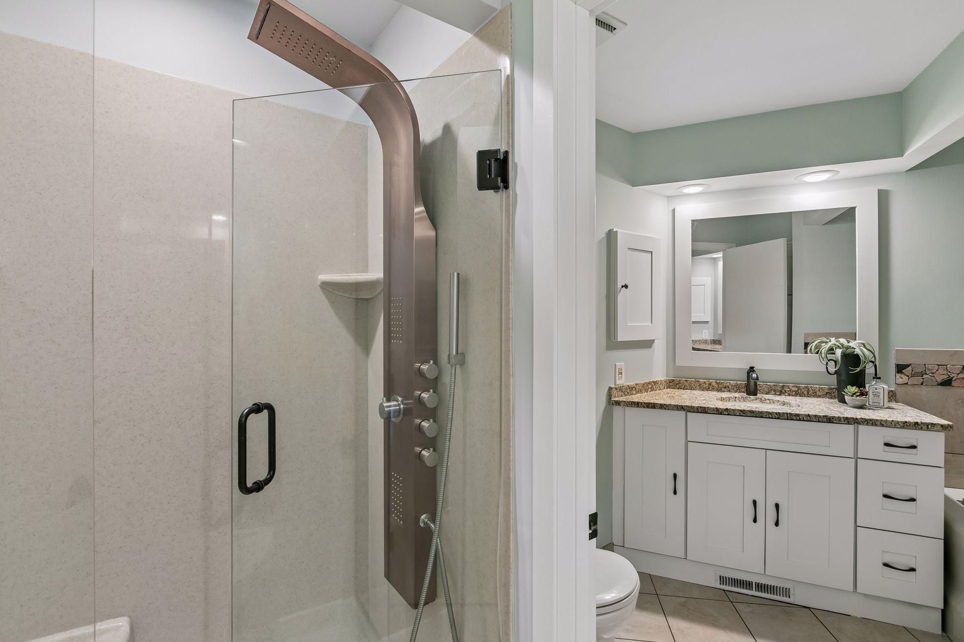 Dual vanities!