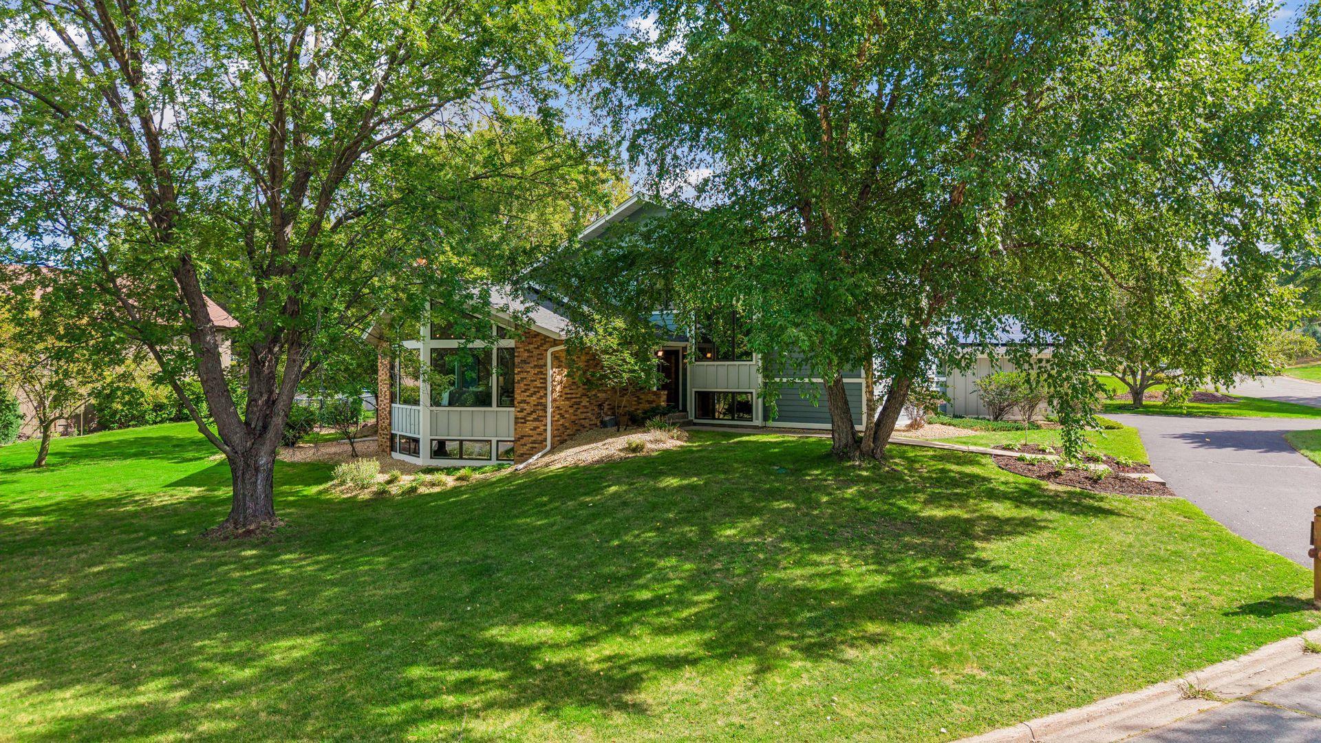 Property photo for 1728 Trail Road, Saint Paul, MN 55118