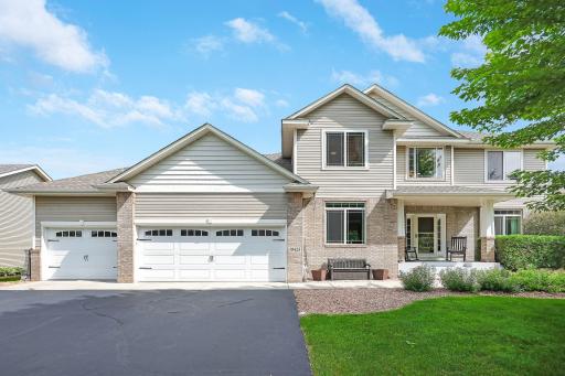 10425 Vera Cruz Drive N, Minneapolis, MN 55443