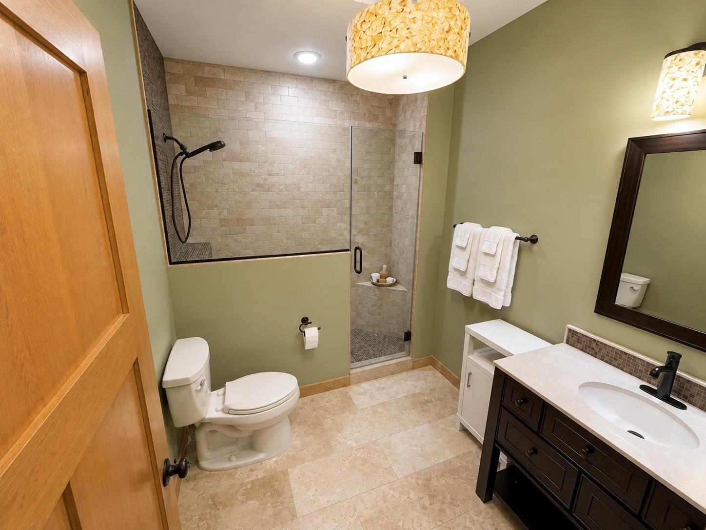 wide_angle_interior_photo_of_a_modern_bathroom_lo.jpg