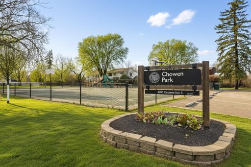 5845 York Avenue S, Minneapolis, MN 55410