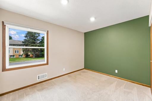 3996 Rahn Road, Eagan, MN 55122