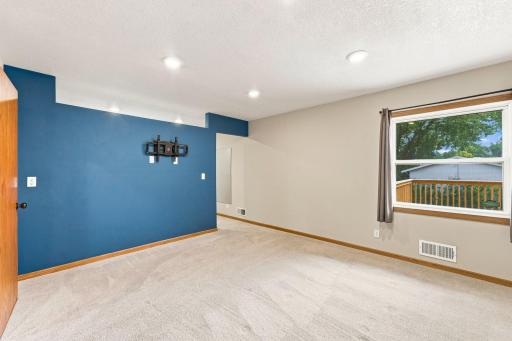 3996 Rahn Road, Eagan, MN 55122