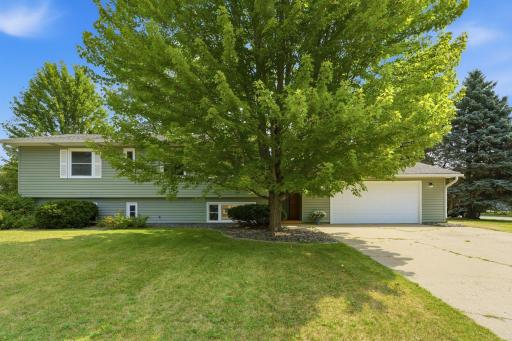 3996 Rahn Road, Eagan, MN 55122