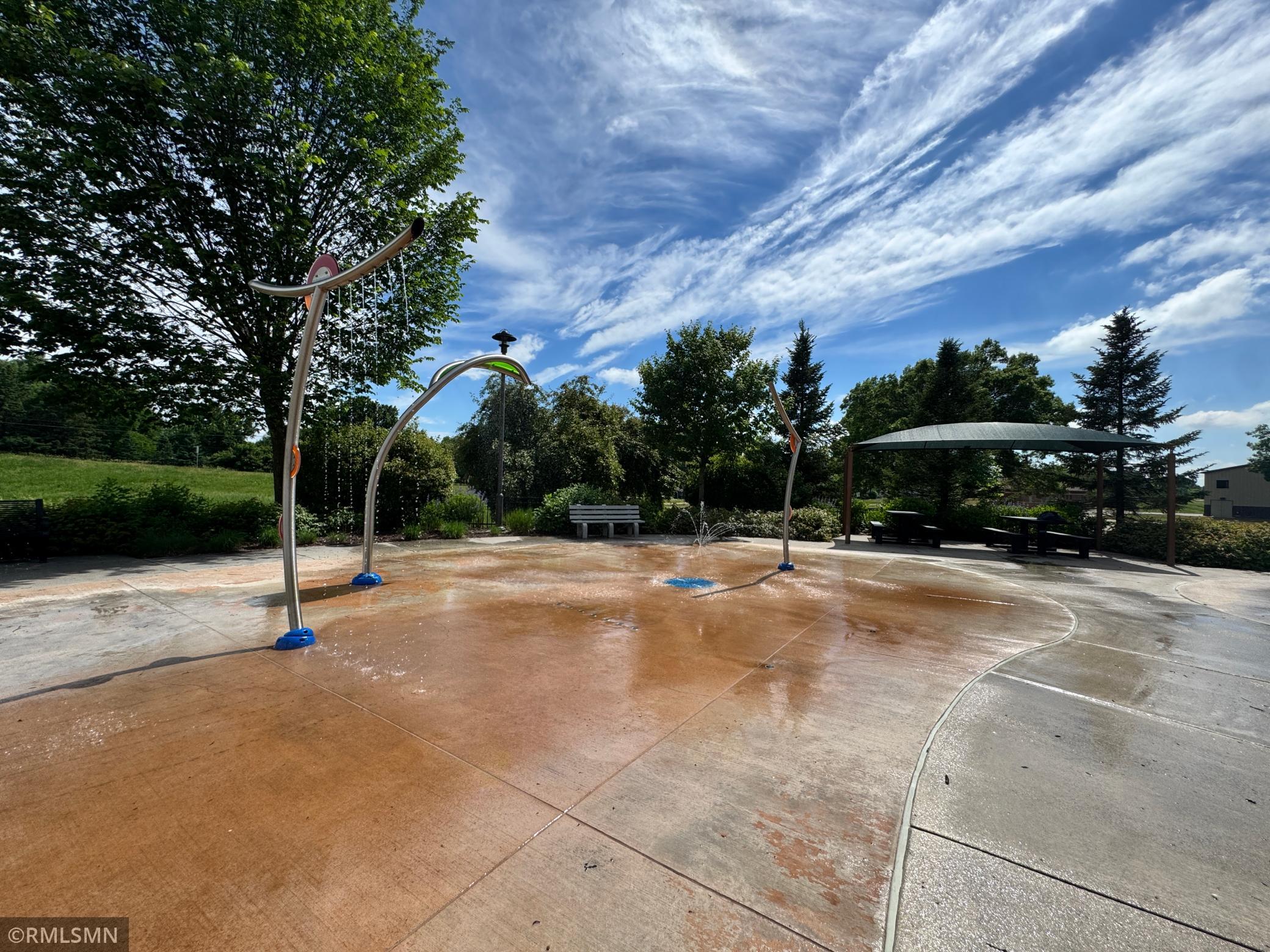 Walk To Highlands Park Splash Pad