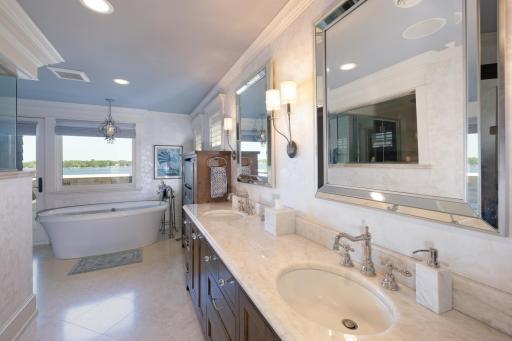 14291Shady BeachNew_045_small.jpg