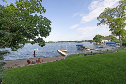 14291Shady BeachNew_019_small.jpg