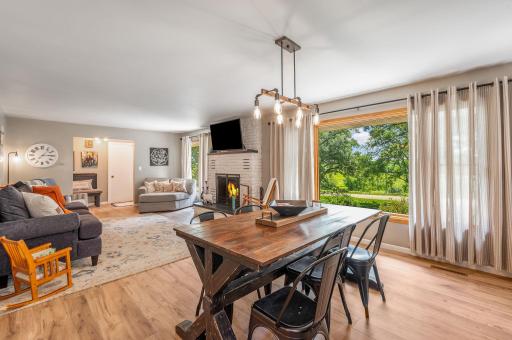 11990 380th Avenue, Blue Earth, MN 56013