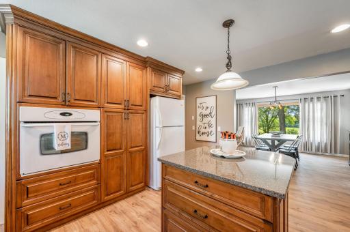 11990 380th Avenue, Blue Earth, MN 56013