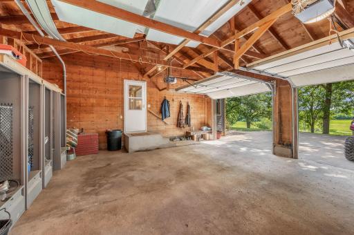 11990 380th Avenue, Blue Earth, MN 56013