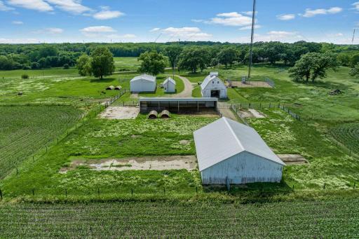 11990 380th Avenue, Blue Earth, MN 56013