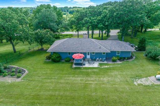 11990 380th Avenue, Blue Earth, MN 56013