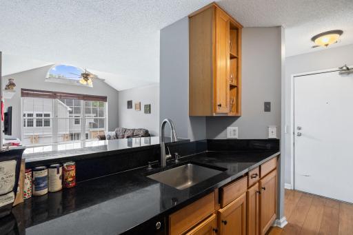 6010 Chasewood Parkway, 205, Minnetonka, MN 55343