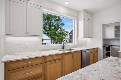 7620 Lake John Drive, Annandale, MN 55302